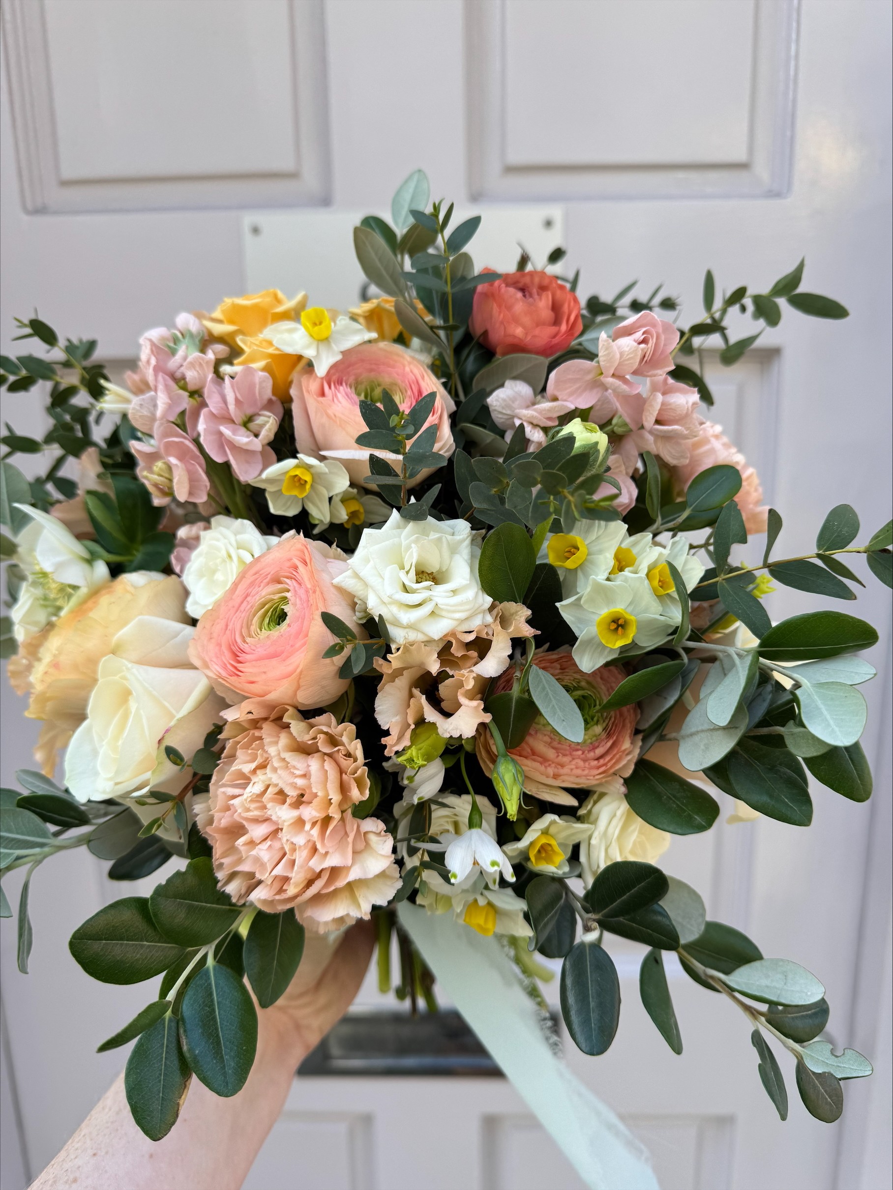 The Luxe generous bouquet